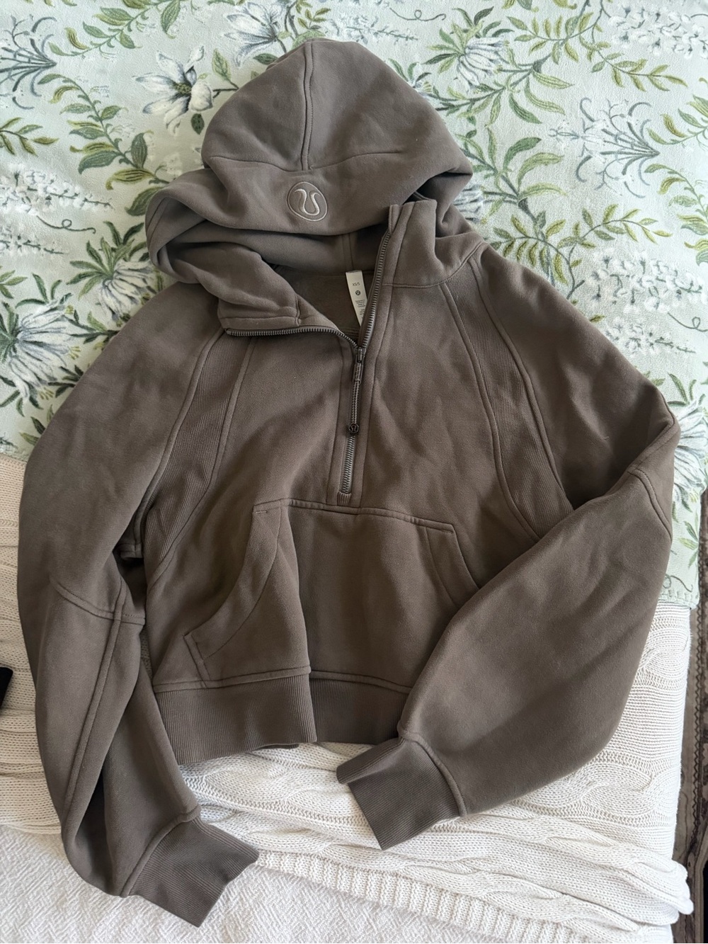 lululemon athletica scuba crop Half-Zip Hoodie in Taupe Brown NWOT